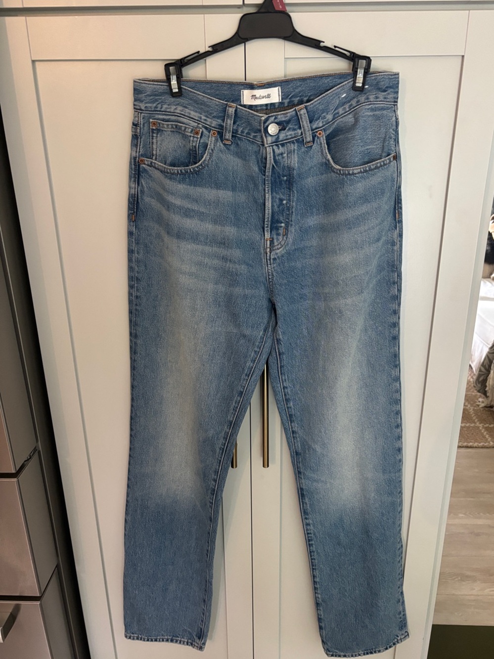 Madewell Woman’s Light Wash Straight Jeans
